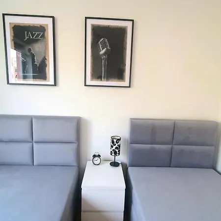 Apartament Z Ogrodem I Grillem. 아파트 그단스크