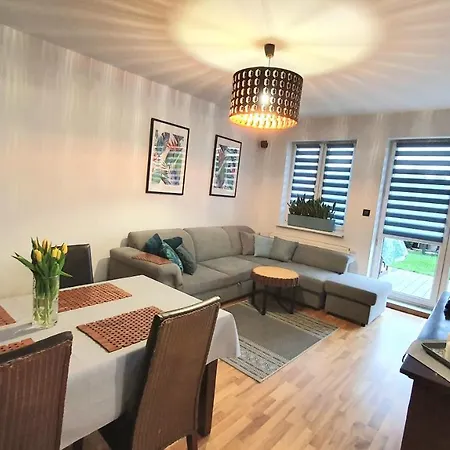 아파트 Apartament Z Ogrodem I Grillem.