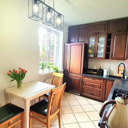 Apartament Z Ogrodem I Grillem. 아파트 *