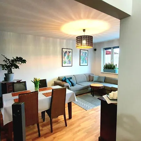 Apartament Z Ogrodem I Grillem. 그단스크