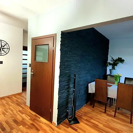 Apartament Z Ogrodem I Grillem. 아파트 *