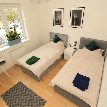 Apartament Z Ogrodem I Grillem. 그단스크