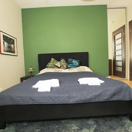Apartament Z Ogrodem I Grillem.