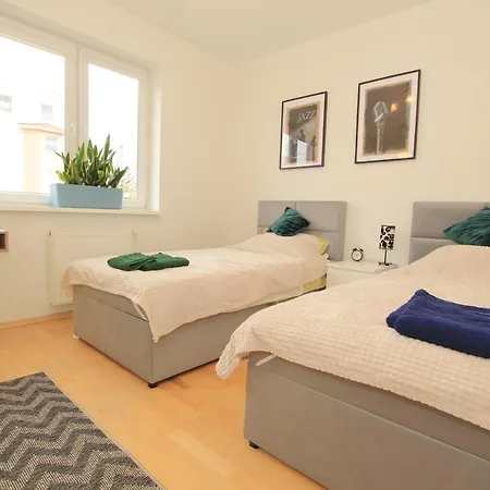 아파트 Apartament Z Ogrodem I Grillem. *